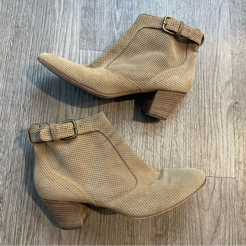 AQUATALIA Tan Perforated Suede Leather Buckle Ankle Boots